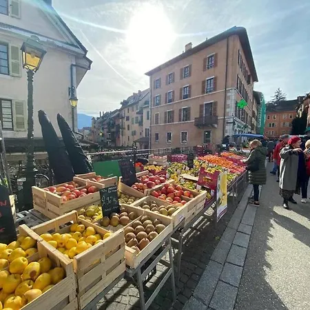 Quai Des Cordeliers, Balcon Et Vieille * Annecy